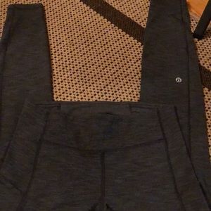 Lululemon luxtreme 28’ length size 6 grey